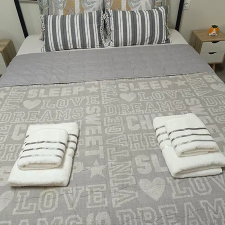 Britshouse Apartamento *