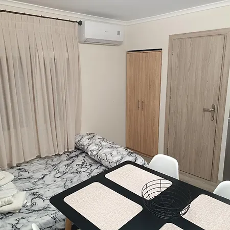 Britshouse Naousa (Imathia)