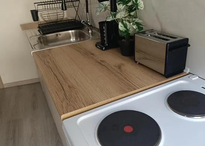 Britshouse شقة