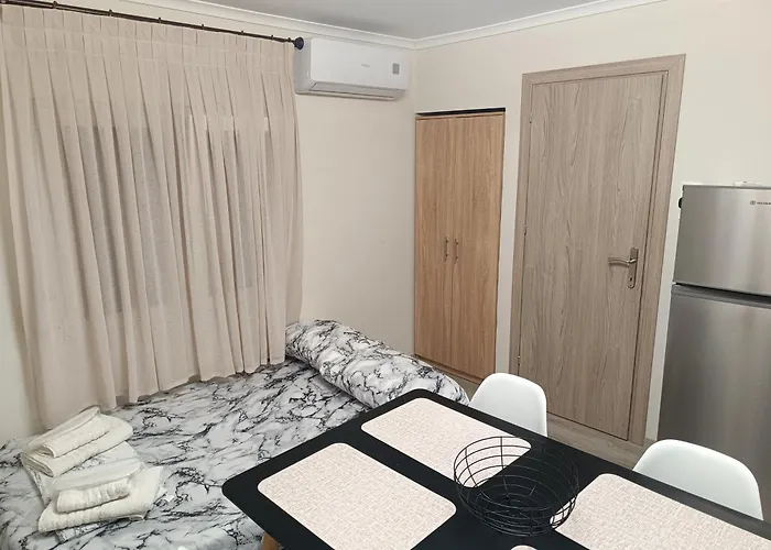 Britshouse Naousa (Imathia)